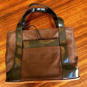 Bally Tote